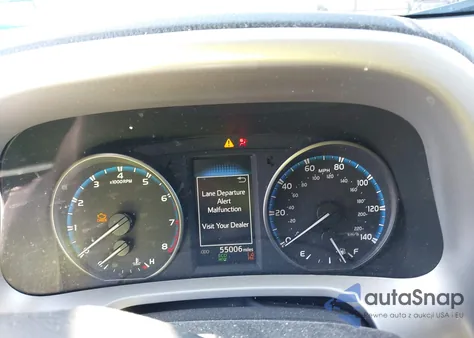 2017 Toyota Rav4 Le z USA, uszkodzony, nr VIN 2T3ZFREV3HW376746